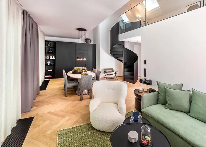 Hotel Maximilian’s