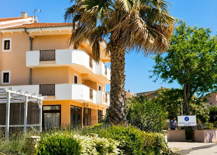 Hotel Laguna