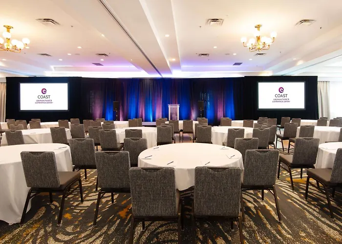 Coast Canmore Hotel & Conference Centre