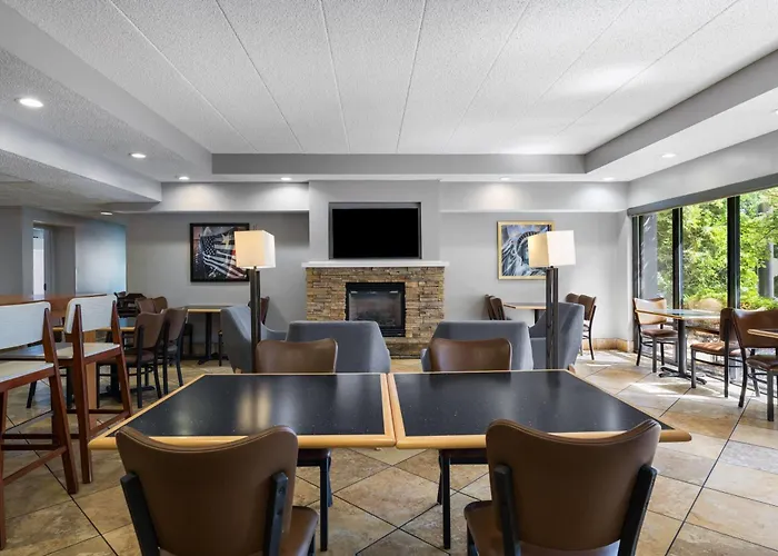Americinn By Wyndham Madison West