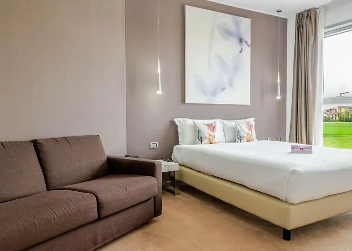 Hotel For You