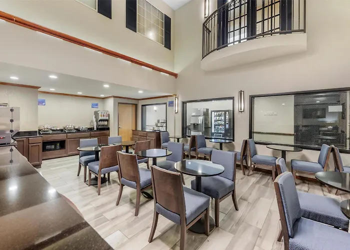 Best Western Alamo Suites