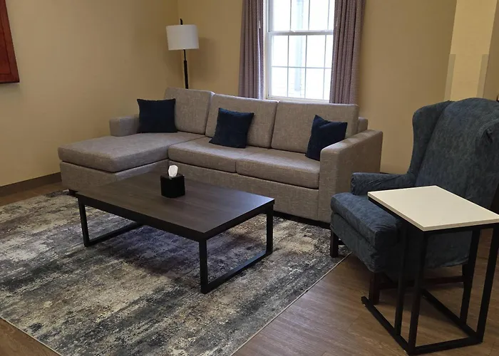 Quality Inn & Suites Bellville - Mansfield