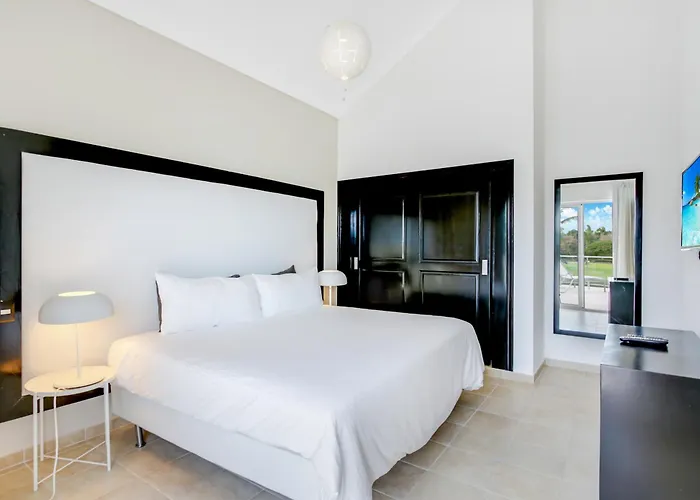 Pool View Villa With Jacuzzi & Chef At Cocotal Golf & Country Club