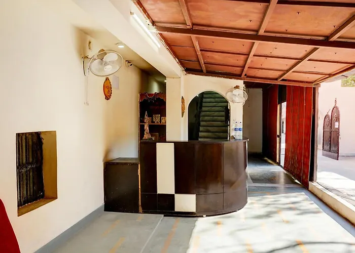 Super Hotel O Meera Marg Near Bani Park Formerly Cozy Vibes
