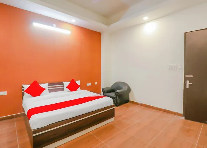 Hotel O Red Crown