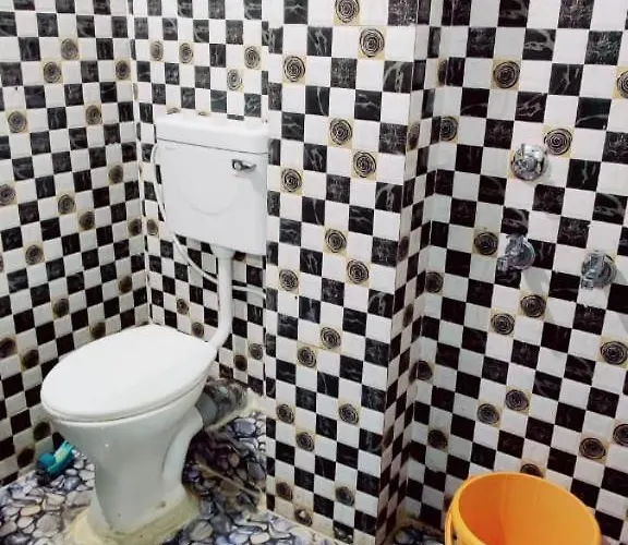 Spot On Senapati Inn Khandagiri