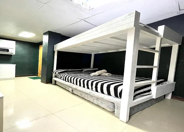Oyo 910 Sabaidee Suites