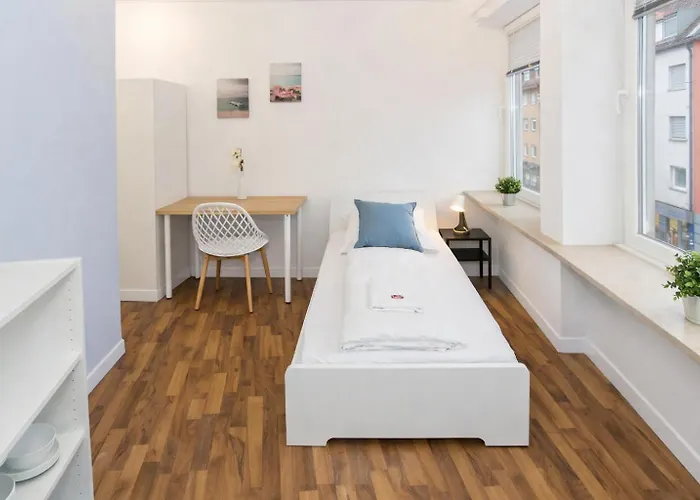 Stayfab Rooms & Apartments