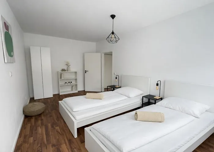 Stayfab Rooms & Apartments