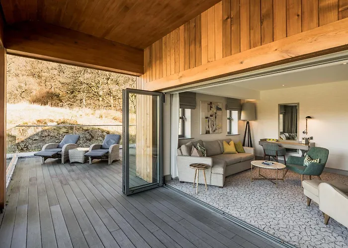 Lodore Falls Hotel & Spa