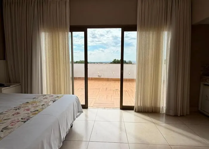 Ventura Hotel