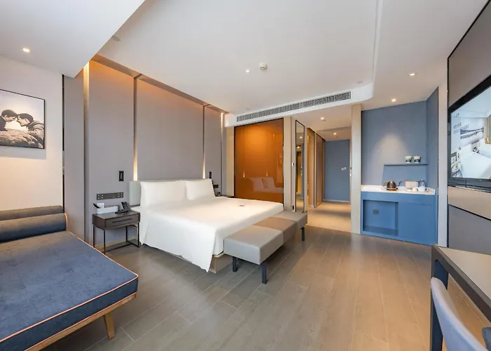 Atour Hotel Kunshan Baoyu Plaza North Changjiang Road
