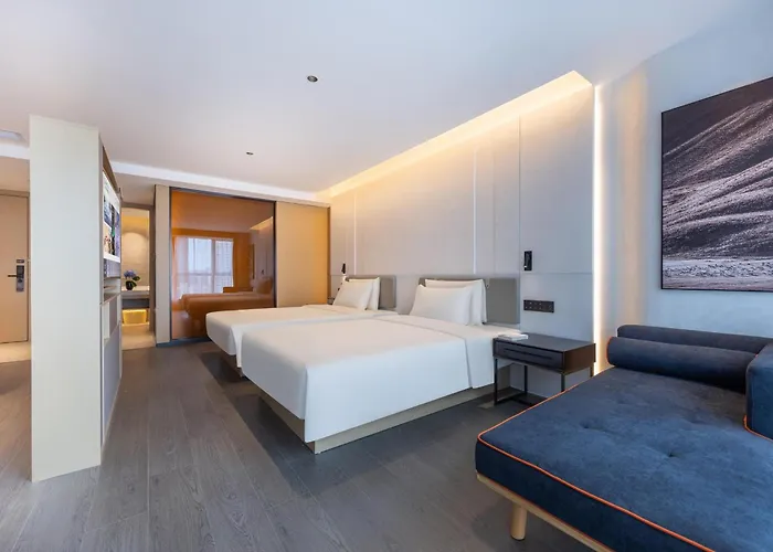 Atour Hotel Zhongshan Nantou Haiya Colorful City