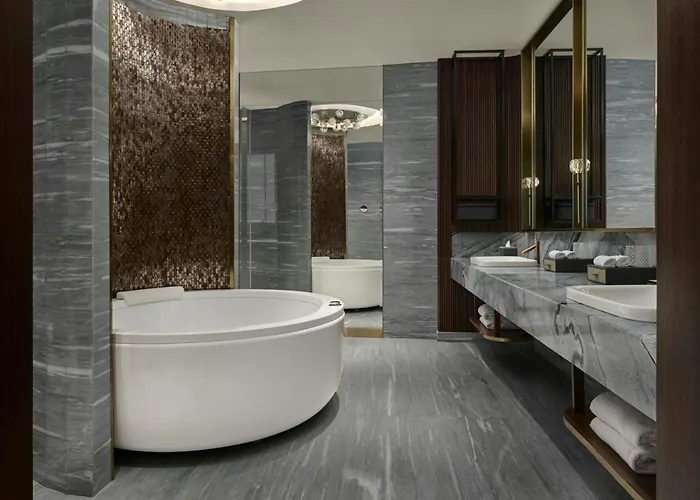 Sheraton Kuching Hotel