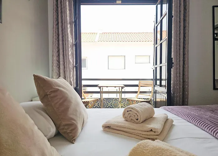 Baleal Classic Waves Guest House