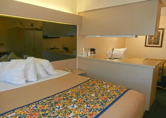 America'S Best Value Inn & Suites-Mcdonough