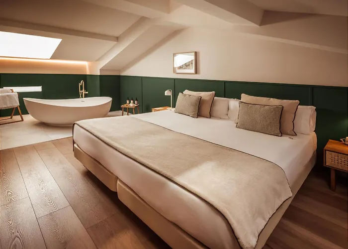 Hotel Well And Come Malaga