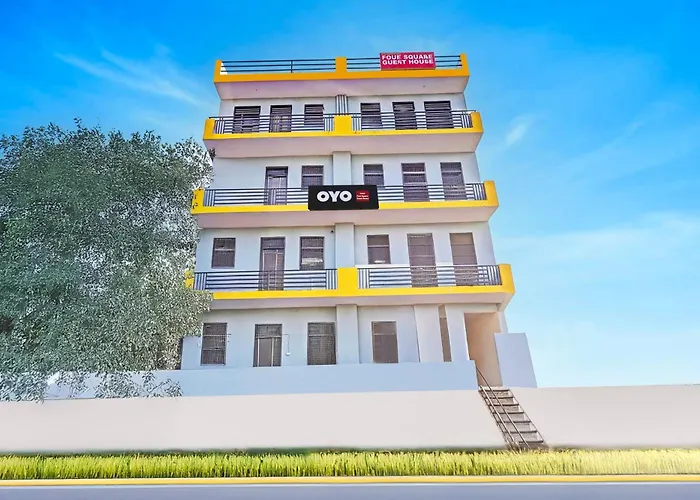 Hotel O Four Square Guest House