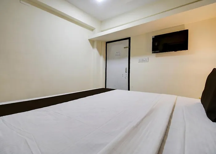 Super Hotel O Khandagiri Near Dn Regalia Mall