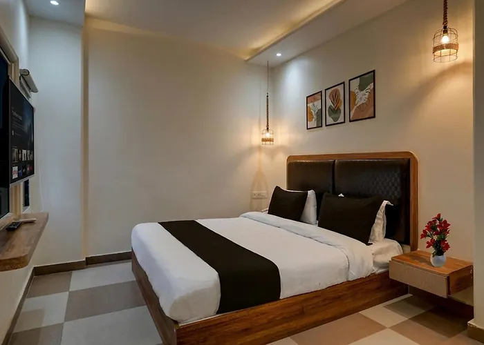 Super Hotel O Krishna Nagar Chowk Formerly City Palace