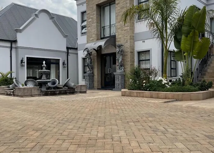 Ezulwini Villa Hotel