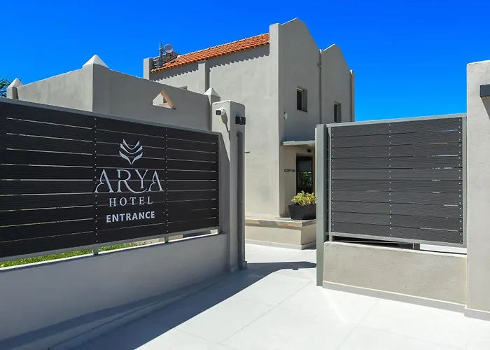 Arya Hotel