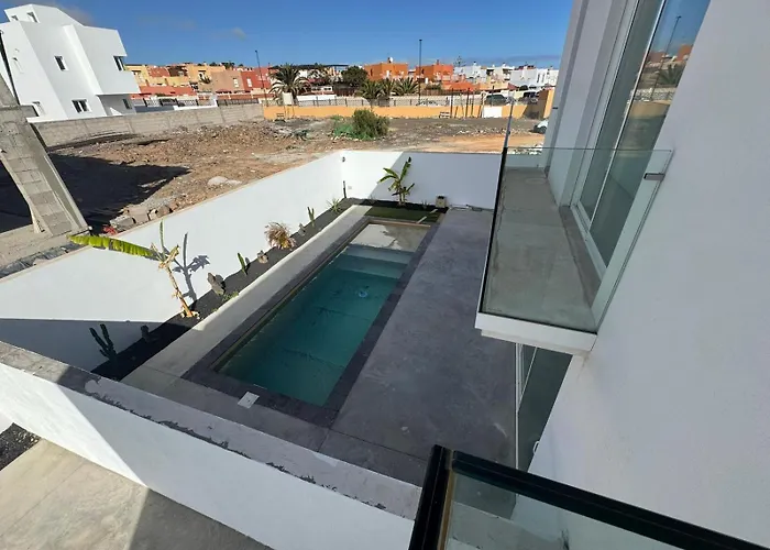 Corralejo Surf House & School Only Surf