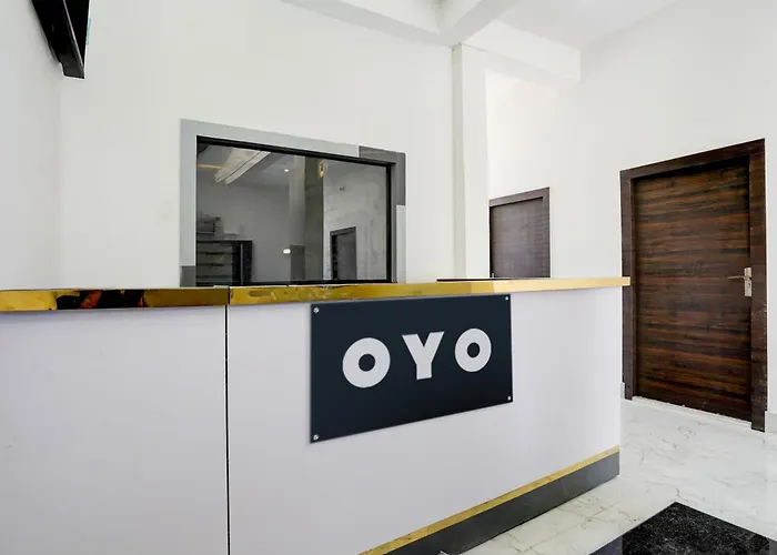 Hotel O River View & Restaurant