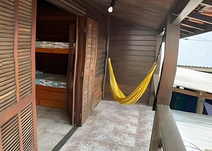 Hostel Caravelas Beach House Caraguatatuba