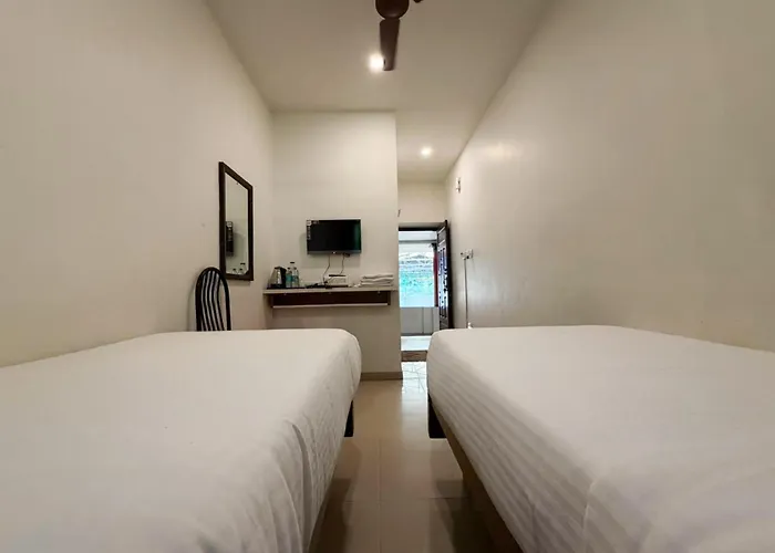Hare Rama Hare Krishna - Eesha Hotel