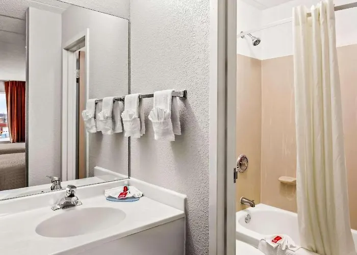 Econo Lodge Willowbrook