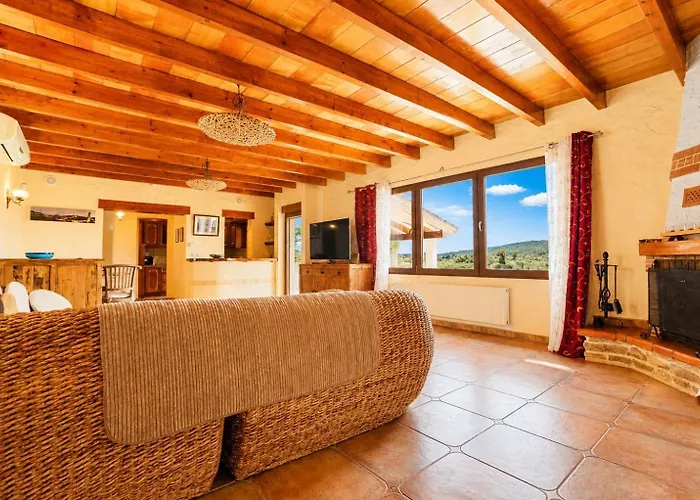 Cozy Vacation Home