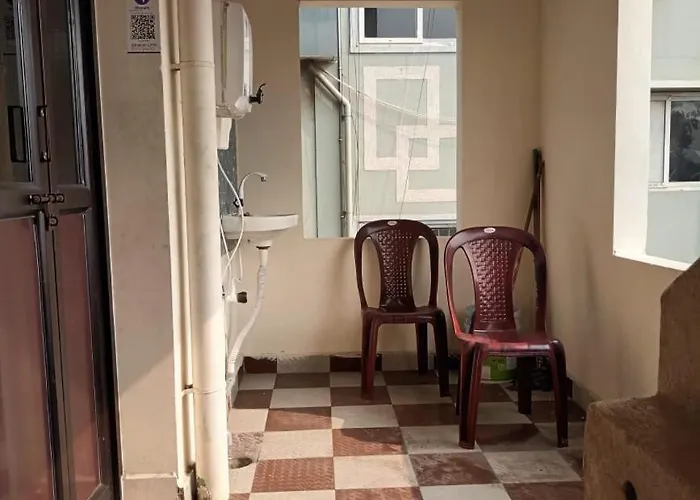 Blessing Hostel And Dormitory