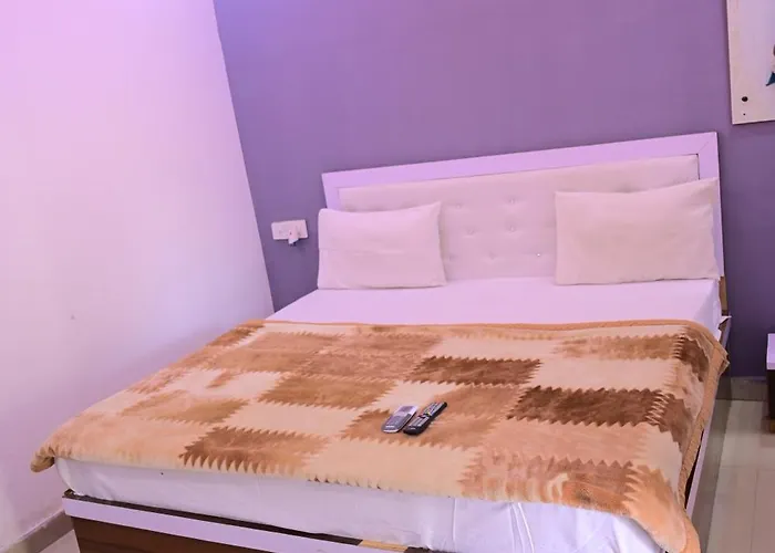 Hotel New Residency Near Ram Mandir
