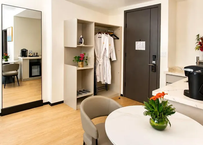 Wyndham Garden Belize City Grand Resort