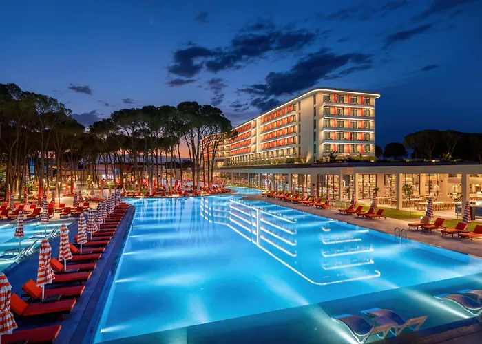 Trendy Perge Resort&Suites