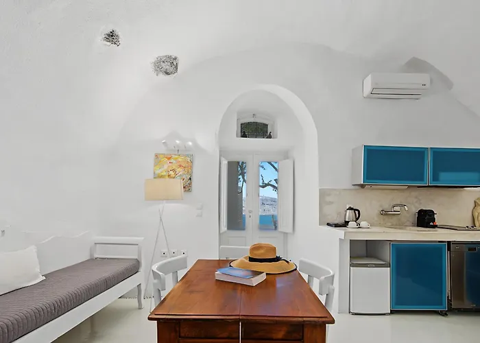 Oia Vista Houses
