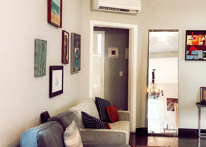 Hostel Triplo J e Guest House
