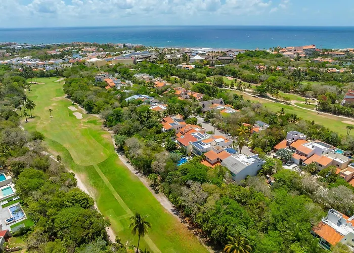 Three Dolphins Villa 4Br, Private Pool, Terrace, Family Fun