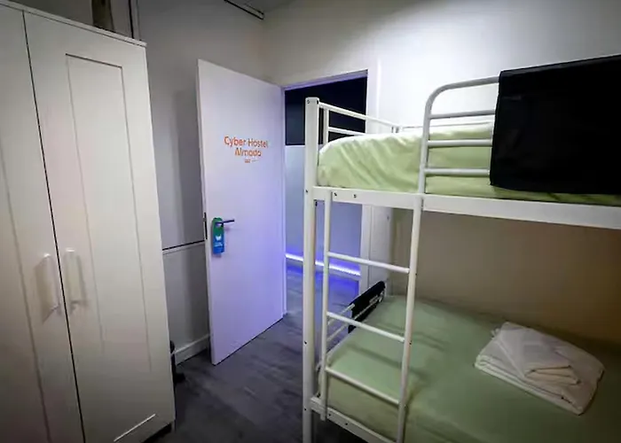 Cyberhostel Almada