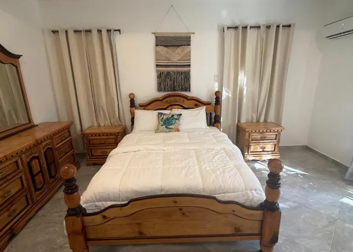 Los Patos Waterfront Private Suites