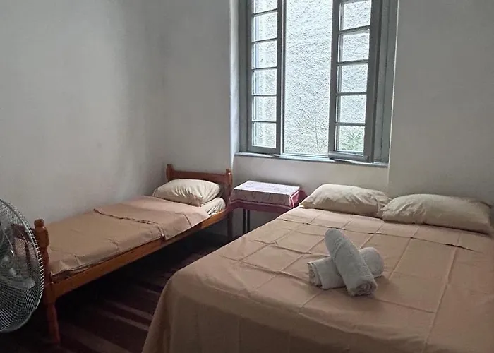 Hostel Bahia Poa Prox Shopping Total, Rodoviaria E Hospital Presidente Vargas