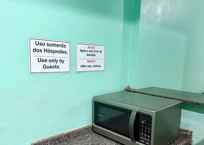 Quarto privado no centro 305