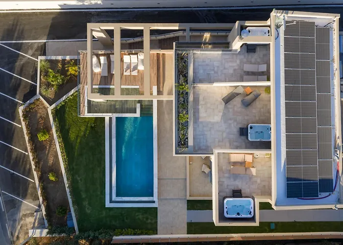 The New Life Houses