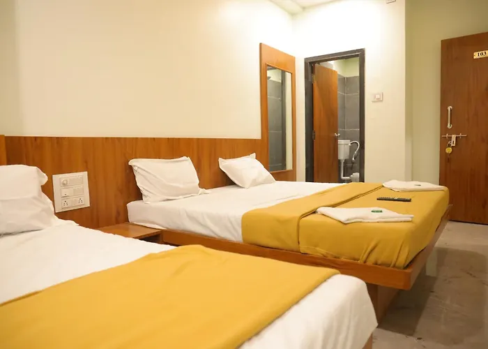 Hotel Sumeet Palace