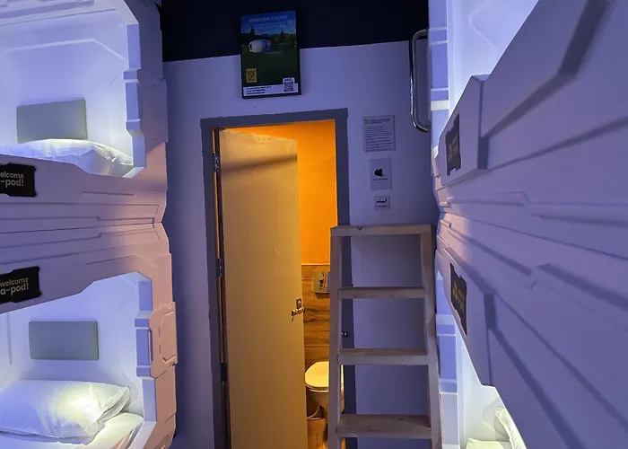 Naptapgo - Japanese Inspired Pod Hotel Katra