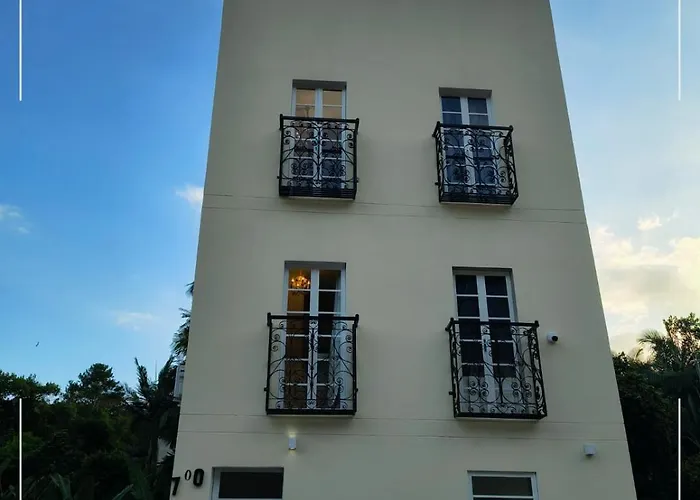 Beta Hostel Boutique próximo a rua das Palmeiras, XV, Centro Histórico