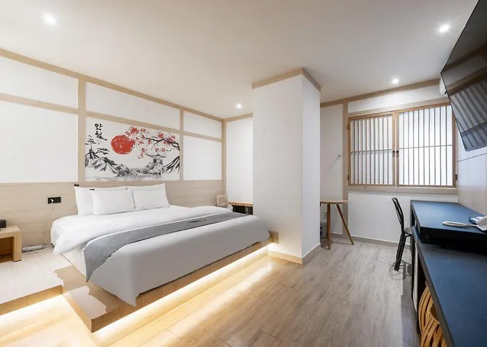 Daeheung Manwol Hotel