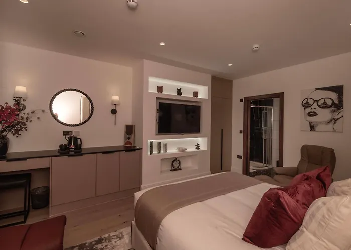 Moseley Luxury Stay